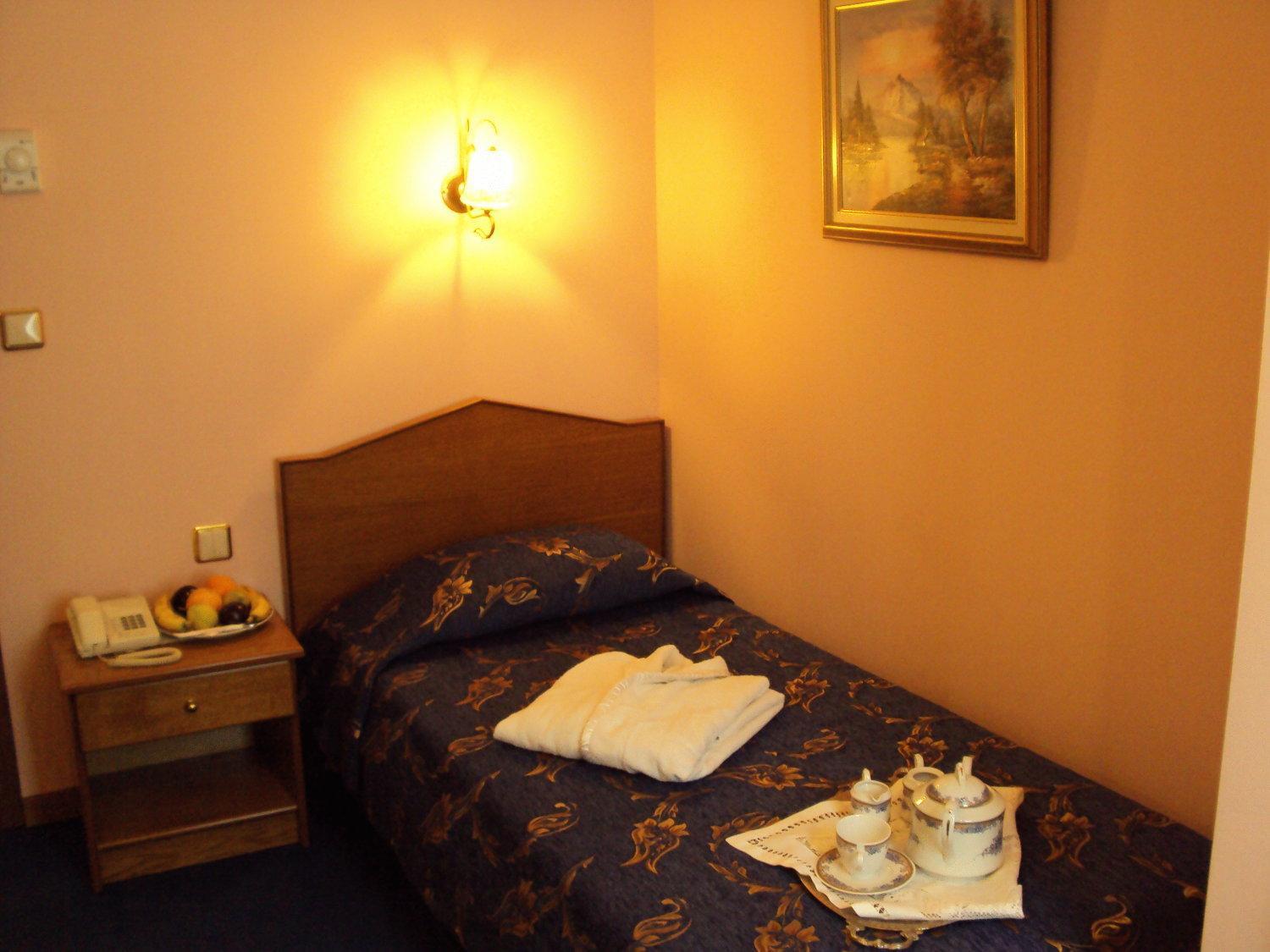 Astoria Hotel Traditional Комотини Экстерьер фото