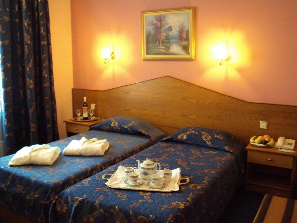 Astoria Hotel Traditional Комотини Номер фото